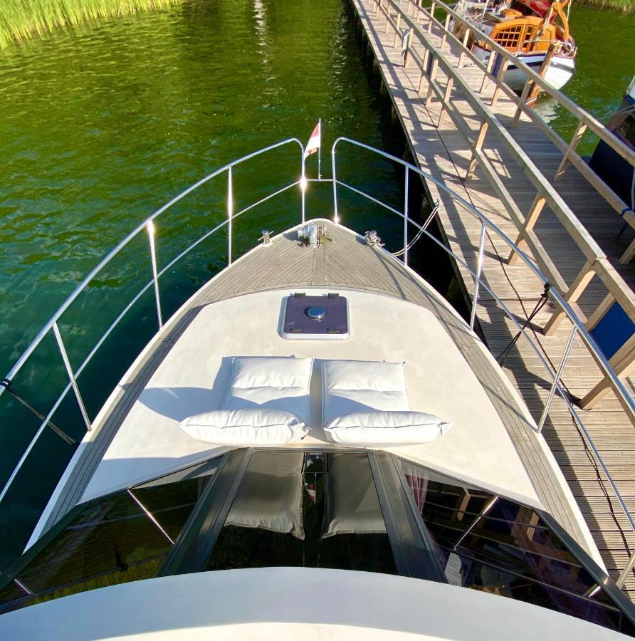 Luxusurlaub Auf Der Amavida Yacht / Scharmützelsee Botel