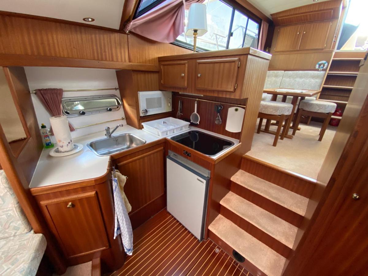 Luxusurlaub Auf Der Amavida Yacht / Scharmützelsee Botel *