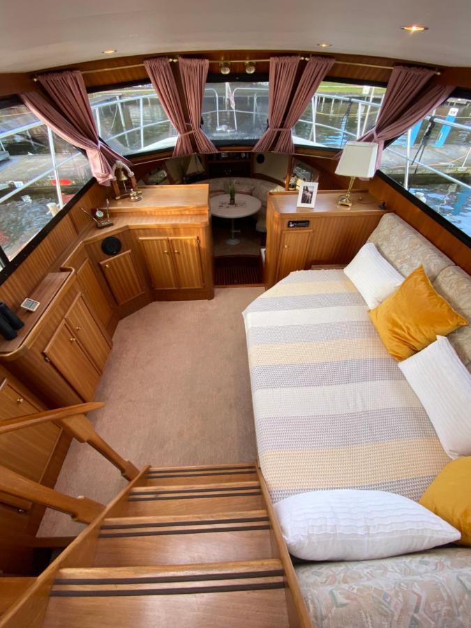 Luxusurlaub Auf Der Amavida Yacht / Scharmützelsee Botel *
