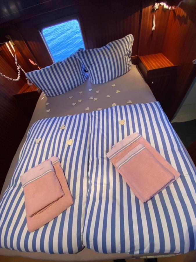 Luxusurlaub Auf Der Amavida Yacht / Scharmützelsee *